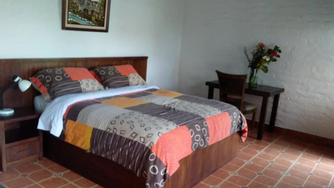 The Bridge To Ecuador Hostel Quito 0*,